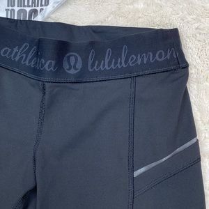 Lululemon black bike short athletic with side pockets size 4